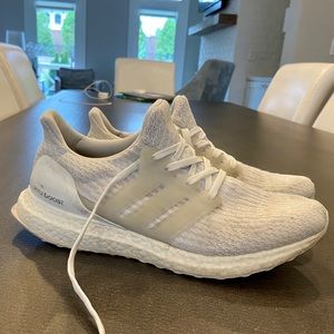 White Ultraboost Size 9